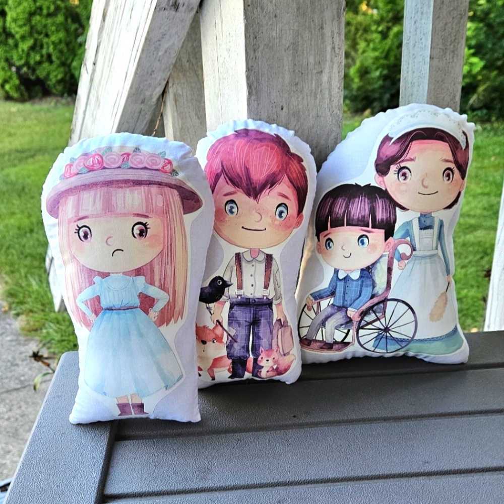 Secret Garden Pillow Pal Lot. New.